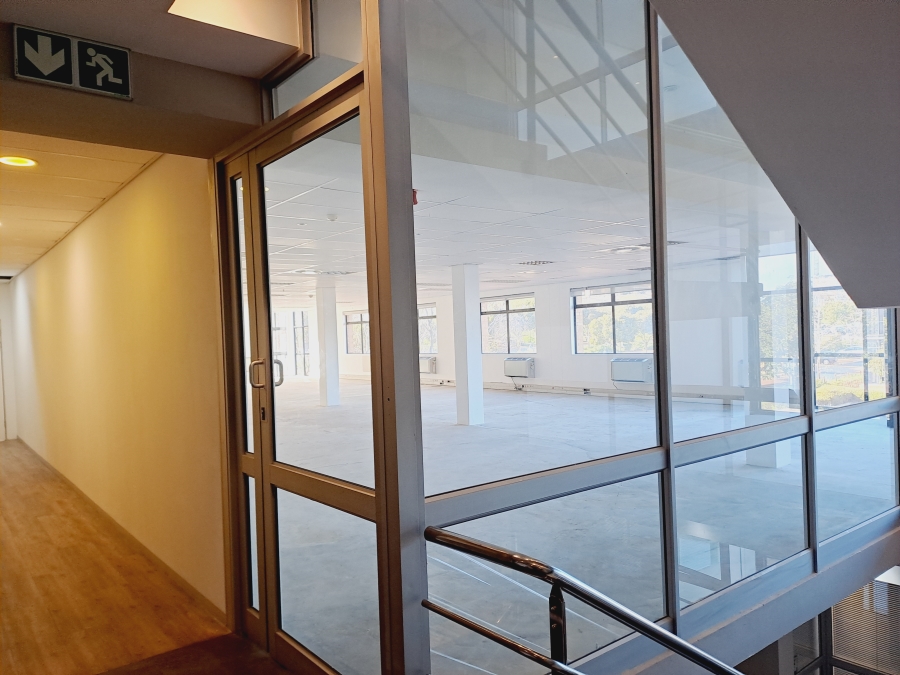 To Let commercial Property for Rent in Plattekloof Western Cape